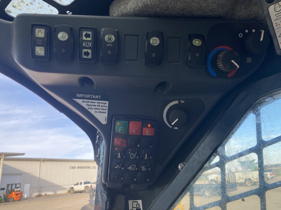 2020 John Deere 330G Skid Steer Loader