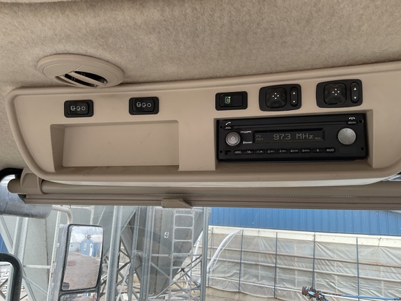 2019 John Deere 8400R Tractor