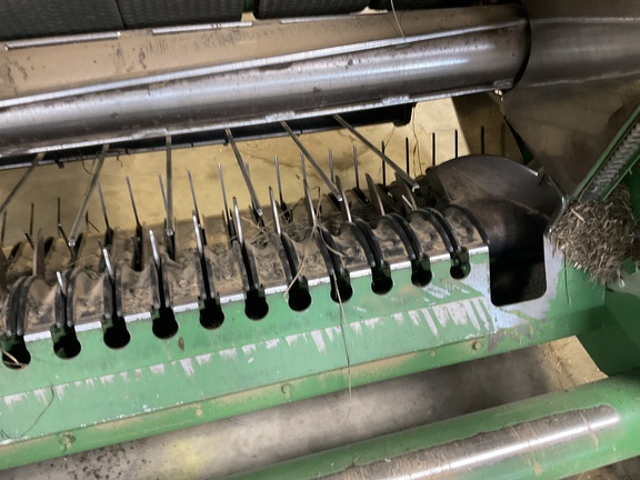 2023 John Deere 560M Baler/Round