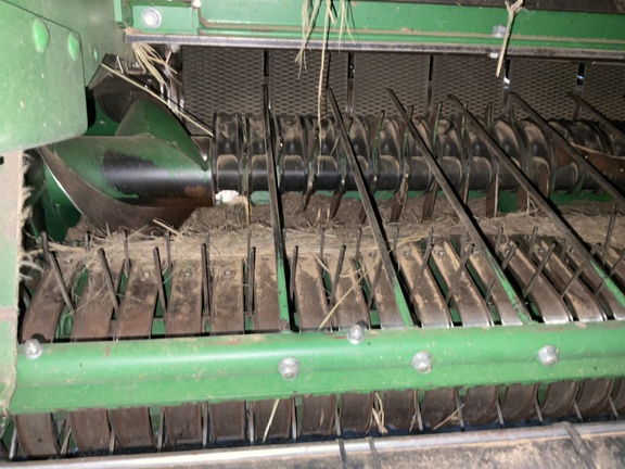 2023 John Deere 560M Baler/Round