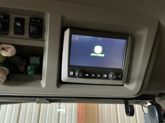 2021 John Deere 8R 370 Tractor