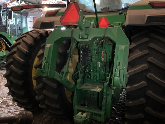 2021 John Deere 8R 370 Tractor