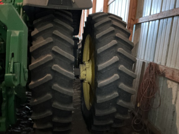 2021 John Deere 8R 370 Tractor