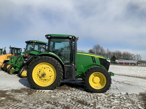 2012 John Deere 7215R Tractor