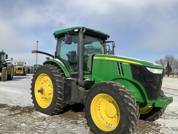 2012 John Deere 7215R Tractor