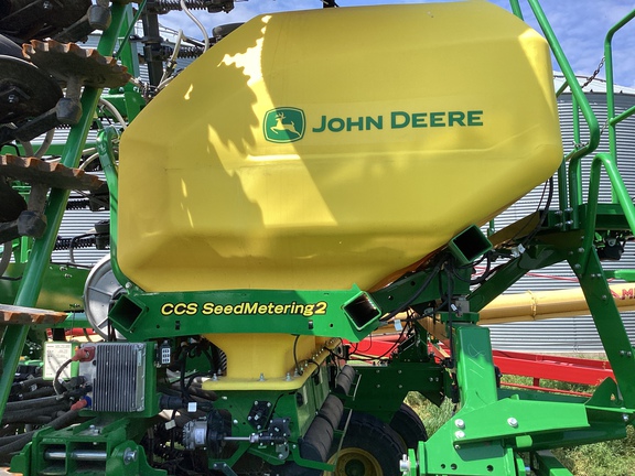 2024 John Deere N542C Air Seeder
