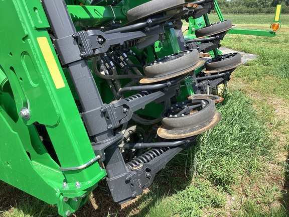 2024 John Deere N542C Air Seeder