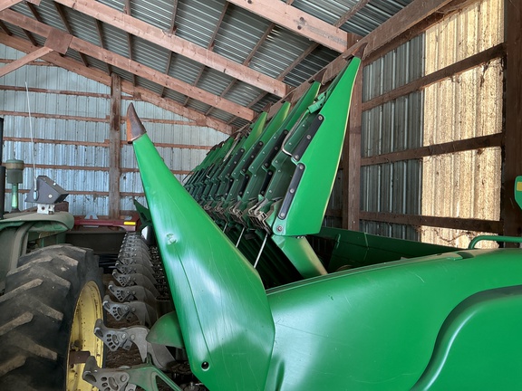 2010 John Deere 612C Header Corn Head