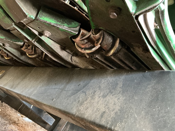 2010 John Deere 612C Header Corn Head