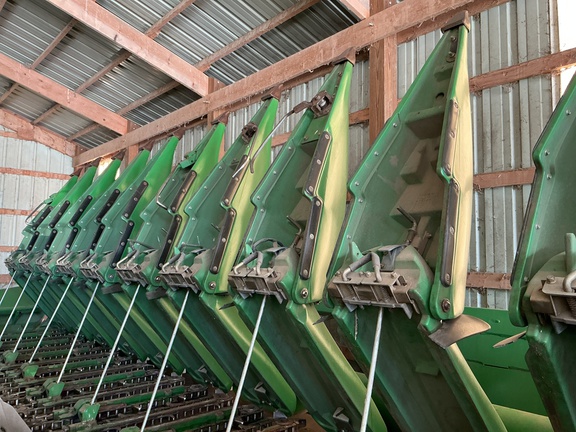 2010 John Deere 612C Header Corn Head