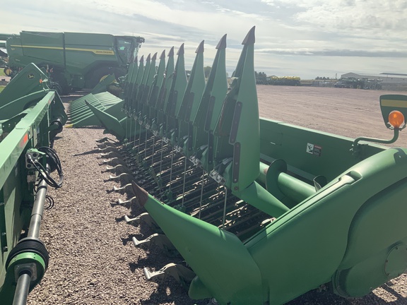 2010 John Deere 612C Header Corn Head
