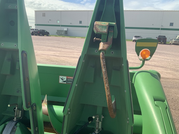 2010 John Deere 612C Header Corn Head