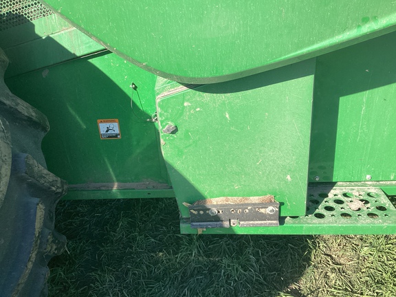 2023 John Deere S780 Combine