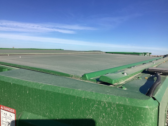 2023 John Deere S780 Combine