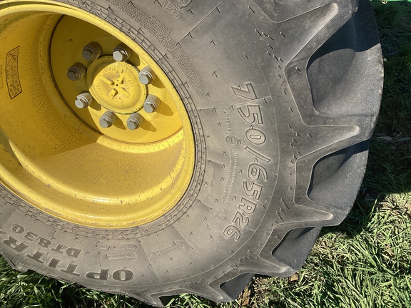 2023 John Deere S780 Combine