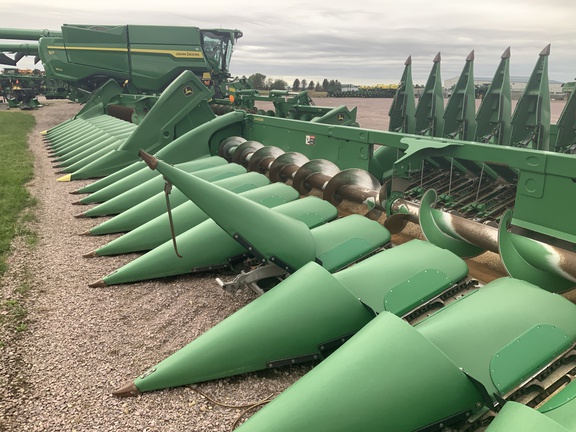 2020 John Deere 712C Header Corn Head