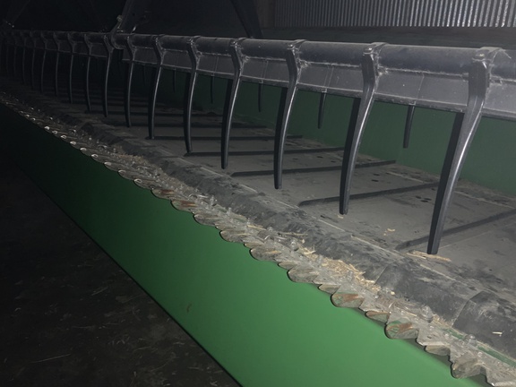 2013 John Deere 640FD Header Combine