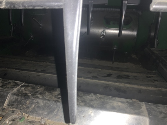 2013 John Deere 640FD Header Combine