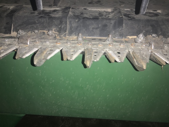 2013 John Deere 640FD Header Combine