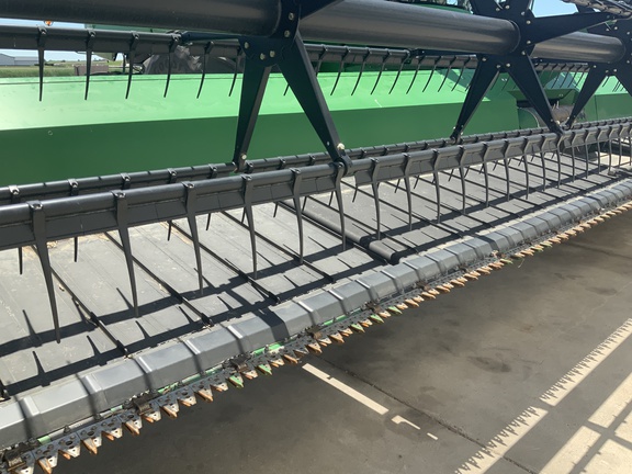 2013 John Deere 640FD Header Combine