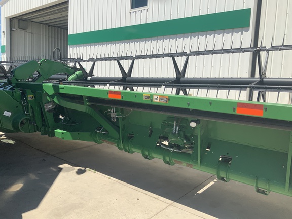 2013 John Deere 640FD Header Combine