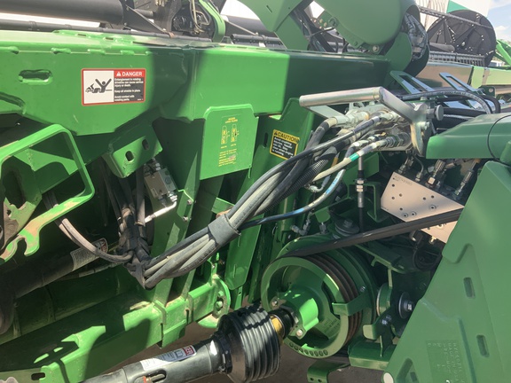 2013 John Deere 640FD Header Combine