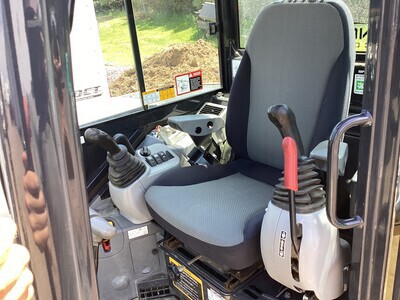 2021 John Deere 60G Excavator Mini