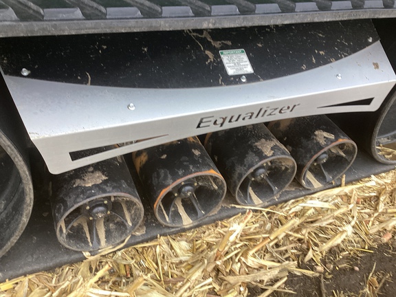 2024 Brent 1598 Grain Cart