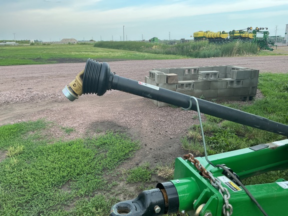 2024 Brent 1598 Grain Cart