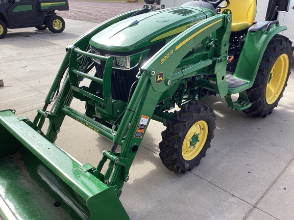 2025 John Deere 3039R Tractor Compact