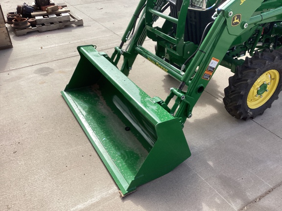 2025 John Deere 3039R Tractor Compact