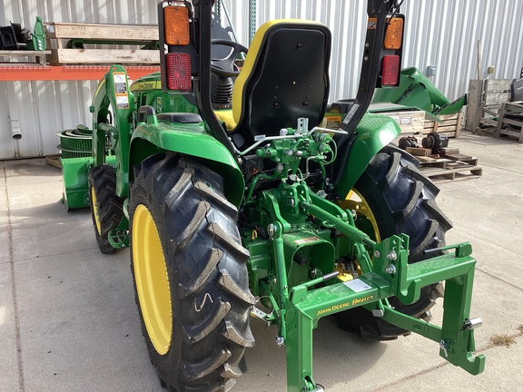 2025 John Deere 3039R Tractor Compact