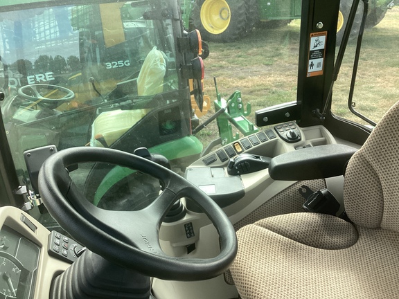 2025 John Deere 4066R Tractor Compact
