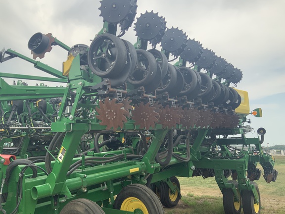 2025 John Deere 1795 Planter
