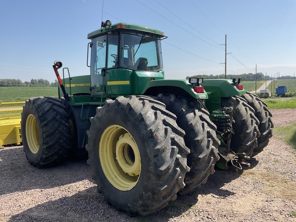 2000 John Deere 9300 Tractor 4WD