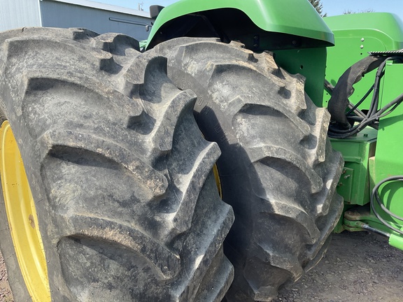 2000 John Deere 9300 Tractor 4WD