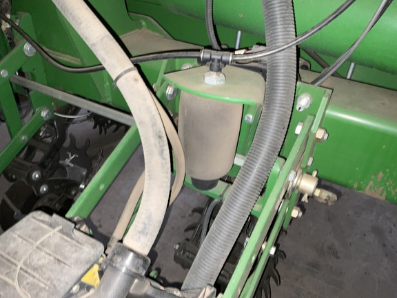 2014 John Deere 1770NT Planter