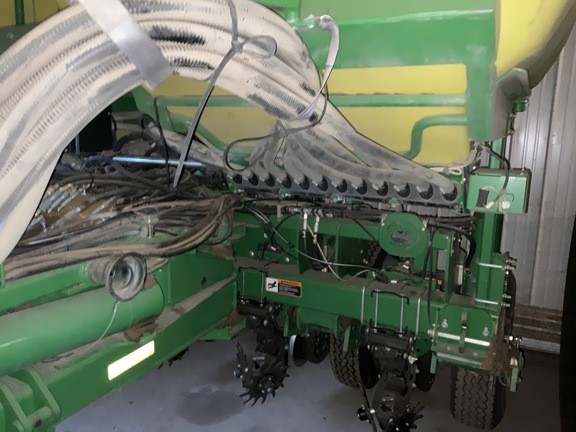 2014 John Deere 1770NT Planter
