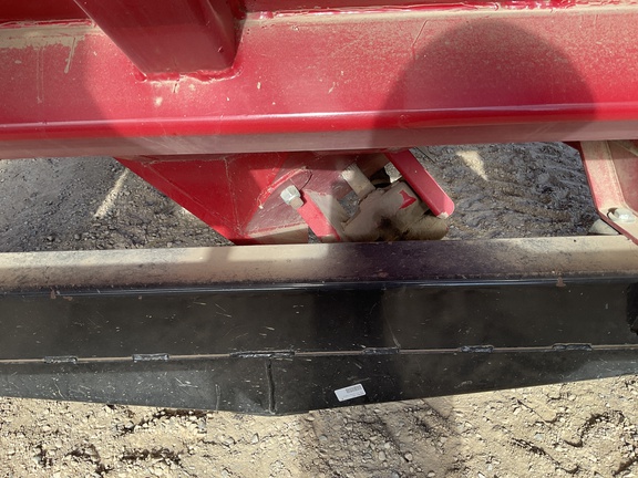 2009 Demco 850 Grain Cart