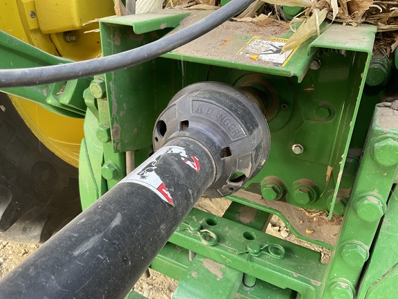 2009 Demco 850 Grain Cart