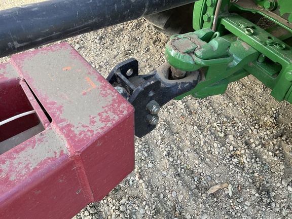 2009 Demco 850 Grain Cart