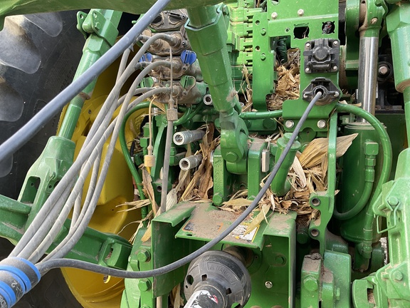 2009 Demco 850 Grain Cart