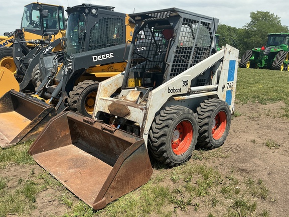 1989 Bobcat 743 Skid Steer Loader