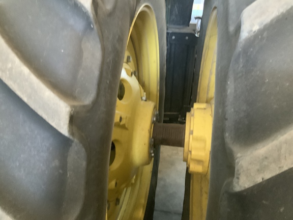 2017 John Deere 8320R Tractor