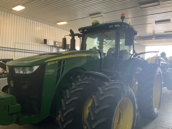 2017 John Deere 8320R Tractor