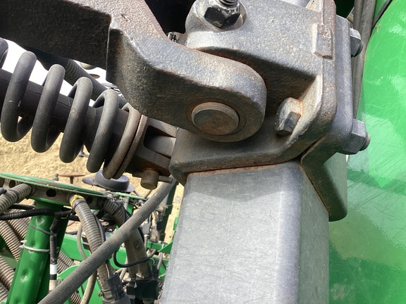2009 John Deere 1890 Air Seeder
