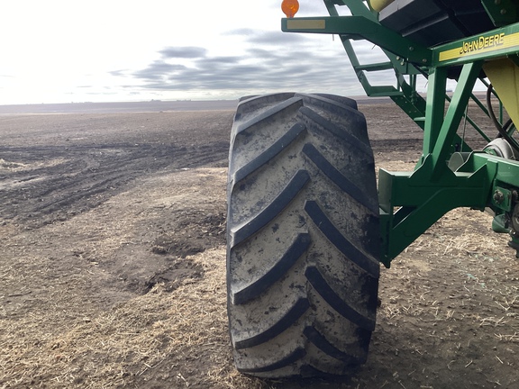 2009 John Deere 1890 Air Seeder