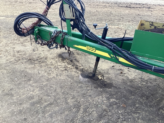 2009 John Deere 1890 Air Seeder