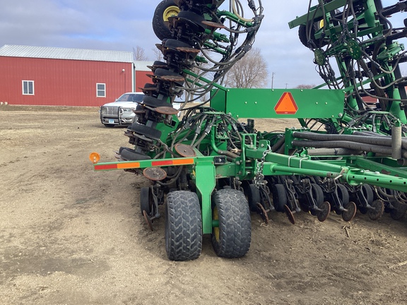 2009 John Deere 1890 Air Seeder