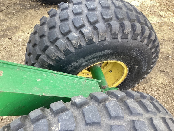 2009 John Deere 1890 Air Seeder